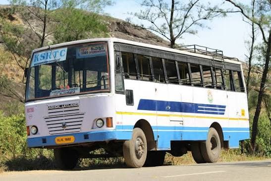 കെഎസ്ആർടിസിയിൽ രൂക്ഷമായ ബസ് ക്ഷാമം: 1,900 പുതിയ ബസുകൾ വാങ്ങാൻ അനുമതി തേടി സിഎംഡി സർക്കാരിന് കത്തയച്ചു