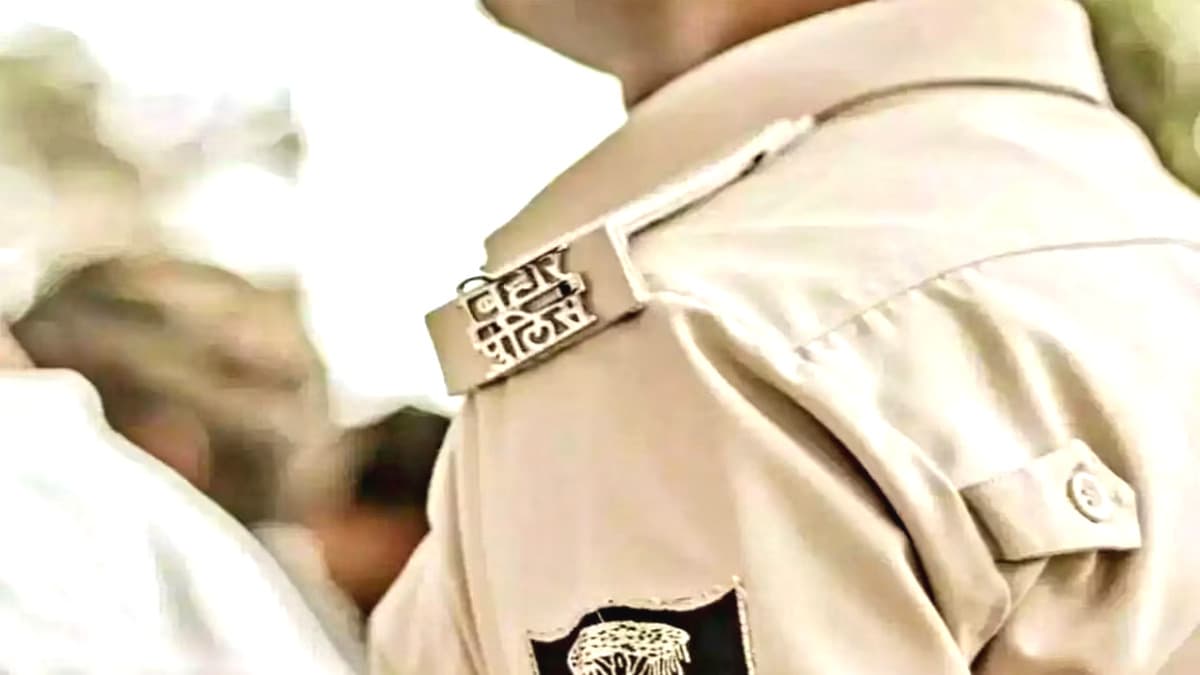 ബിഹാറിൽ വിദ്യാർത്ഥി പ്രക്ഷോഭത്തിന് നേരെ എകെ-47 തോക്ക് പ്രയോഗിച്ചു; പൊലീസ് ഉദ്യോഗസ്ഥന് സസ്പെൻഷൻ