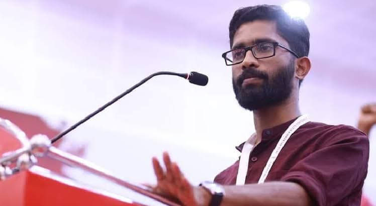 ഭരണമേറ്റതു മുതൽ കേരളം ഭരിക്കുന്നത് ബി.ജെ.പിയാണെന്ന് വി.ഡി. സതീശൻ തെളിയിക്കുന്നു; സതീശന്റെ നുണപ്രചാരണങ്ങൾ യു.ഡി.എഫ് എം.പിമാർ തന്നെ പൊളിച്ചടുക്കിയെന്ന് ആദർശ് എം. സജി