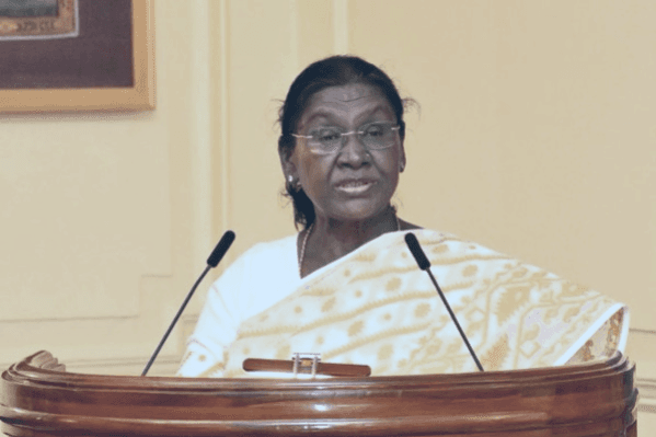 പൊതുപരീക്ഷാ ഭേദഗതി ബില്ലിൽ രാഷ്ട്രപതി ഒപ്പുവെച്ചു; പരീക്ഷാ തട്ടിപ്പുകൾ തടയാനുള്ള പുതിയ നിയമം പ്രാബല്യത്തിൽ