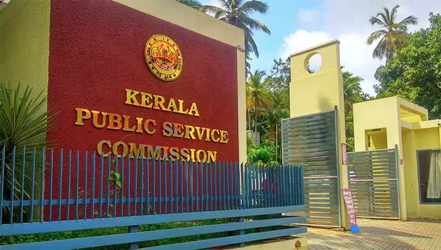 ഉയർന്ന റാങ്ക് നേടിയിട്ടും ജോലി ലഭിക്കുന്നില്ല; കെ.എ.എസ് റാങ്ക് ലിസ്റ്റിൽ നിന്ന് നിയമനം വൈകുന്നതായി പരാതി