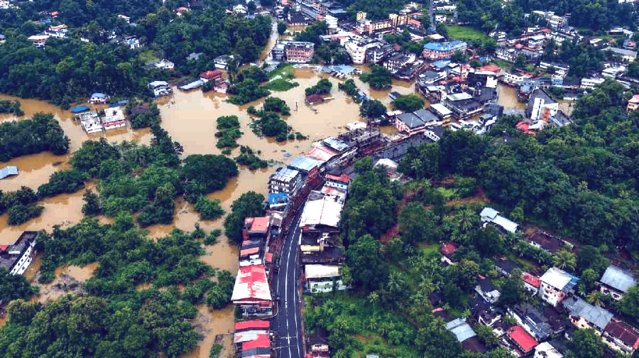 റാന്നിയിലുണ്ടായ വെള്ളപ്പൊക്കത്തിൽ ഇരുനൂറിലേറെ കടകൾ വെള്ളത്തിനടിയിലായി