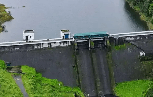 മൂഴിയാർ അണക്കെട്ടിന്റെ ഷട്ടറുകൾ ഉയർത്തി; നദീതീരങ്ങളിലുള്ളവർക്ക് ജില്ലാ ഭരണകൂടത്തിന്റെ ജാഗ്രതാ നിർദേശം