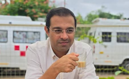 'ബൈ മീ എ കോഫി' കാപ്പി വിൽക്കുന്ന സ്ഥാപനമല്ല; ഫേസ്ബുക്ക് കുറിപ്പുമായി മന്ത്രി റോജി എം. ജോൺ