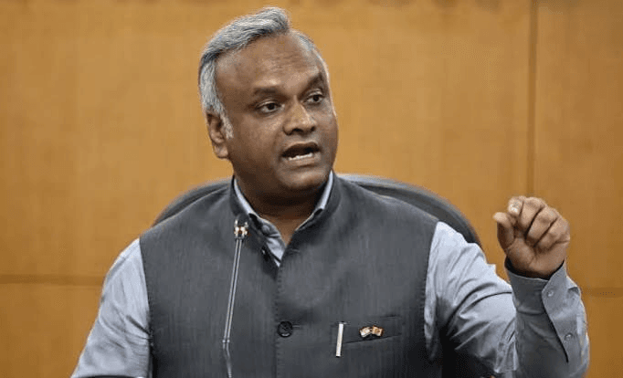 കർണാടകയിൽ പബ്ലിക് പ്രോപ്പർട്ടി ബില്ലിന് മന്ത്രിസഭാ അംഗീകാരം; ആർ.എസ്.എസിനെ ലക്ഷ്യമിട്ടെന്ന പ്രചാരണം തള്ളി പ്രിയങ്ക് ഖർഗെ