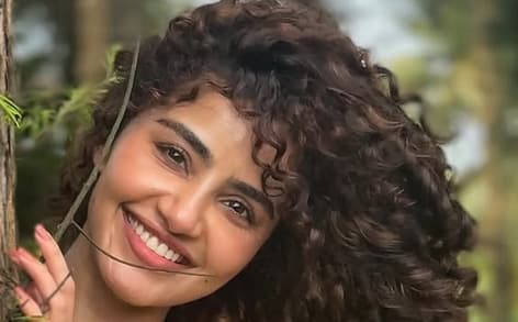 മൂന്ന് മാസത്തിനുള്ളിൽ വിവാഹനിശ്ചയത്തിലേക്ക് കാര്യങ്ങളെത്തി; ലക്ഷ്യം പ്രണയമല്ല, നിയന്ത്രണത്തിലാക്കലാണെന്ന് തിരിച്ചറിഞ്ഞു: അനുപമ പരമേശ്വരൻ