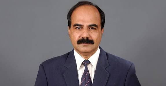 അമ്മയെ അറിയുന്നവർ വന്ദേമാതരം പാടും, എതിർക്കുന്നത് അമ്മയാരെന്ന് അറിയാത്തവർ; ആർ.എസ്.എസ് പരിപാടിയിൽ വിവാദ പരാമർശവുമായി വി.സി മോഹനൻ കുന്നുമ്മൽ