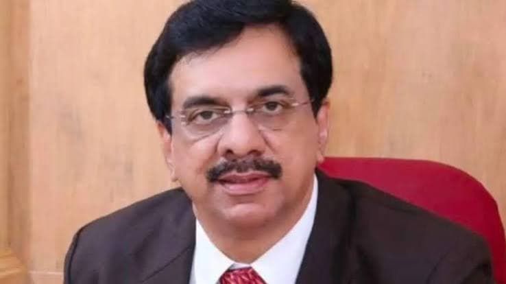 സ്വാതന്ത്ര്യദിനാഘോഷത്തിൽ പങ്കെടുക്കാത്ത കുട്ടികൾ പാകിസ്താനിലേക്ക് പോകണമെന്ന വിവാദ പരാമർശം; മാള സൈനിക സ്കൂൾ ഉടമ ഡോ. രാജു ഡേവിസ് ഖേദം പ്രകടിപ്പിച്ചു