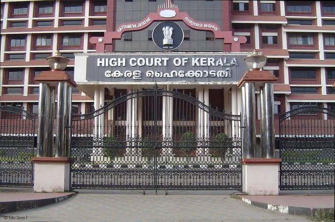 അനധികൃത വാഹന മോഡിഫിക്കേഷനുകൾക്കെതിരെ കർശന നടപടിയെടുക്കണം; കേന്ദ്ര സുരക്ഷാ മാനദണ്ഡങ്ങളിൽ വിട്ടുവീഴ്ചയില്ലെന്ന് ഹൈക്കോടതി