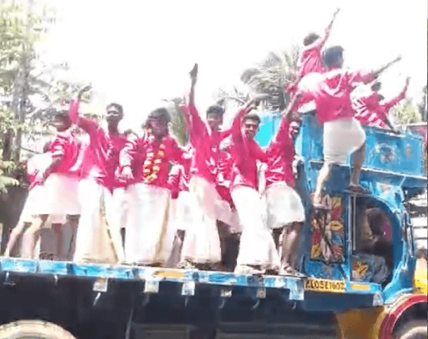 അങ്കമാലിയിൽ ഓണാഘോഷത്തിനിടെ അപകടകരമായ റോഡ്ഷോ: രണ്ട് പേരുടെ ഡ്രൈവിംഗ് ലൈസൻസ് റദ്ദാക്കി എം.വി.ഡി; കൂടുതൽ പേർക്കെതിരെ നടപടിക്ക് സാധ്യത