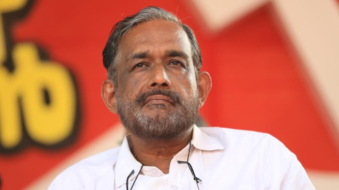 'സർവ്വാധികാരി ഭാവം കമ്മ്യൂണിസ്റ്റ് നേതാവിന് ഭൂഷണമല്ല'; പിണറായി വിജയന്റെ ഏകപക്ഷീയ നിലപാടിനെതിരെ ആഞ്ഞടിച്ച് സത്യൻ മൊകേരി