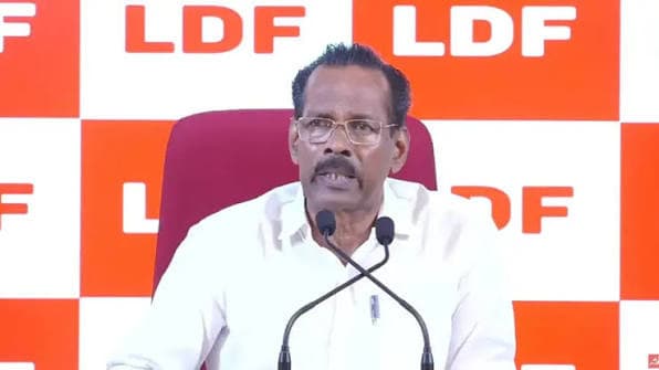 പ്രതിപക്ഷ ഉപനേതൃത്വ തർക്കം: സി.പി.ഐയുമായി ചർച്ച നടത്തുമെന്ന് എൽ.ഡി.എഫ് കൺവീനർ ടി.പി. രാമകൃഷ്ണൻ; പിണറായിയുടെ നിലപാടിന് വിരുദ്ധം