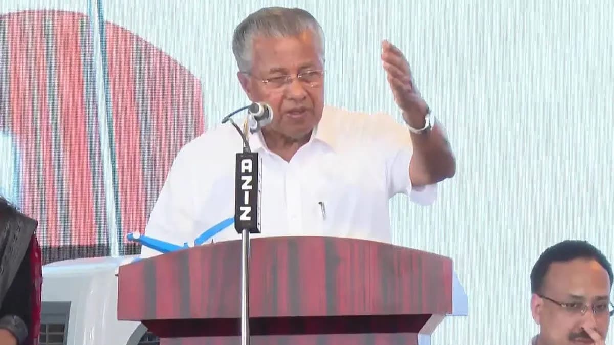 മുഖ്യമന്ത്രിയുമായി അടുത്ത ബന്ധമുള്ളവർ പോലും ലഹരിക്കടത്തിൽ; ഭരണ ഇടപെടലോടെ 'തൂഫാന്റെ' സ്വഭാവം മാറി: ആഞ്ഞടിച്ച് പിണറായി വിജയൻ
