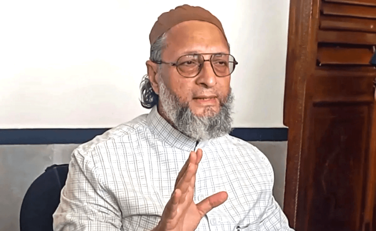 ബാബറിന്റെ മണ്ണിൽ നിന്ന് മോദിക്ക് പരമോന്നത ആദരം; ആർ.എസ്.എസ് ഇനിയെങ്കിലും അധിക്ഷേപം നിർത്തുമോയെന്ന് അസദുദ്ദീൻ ഉവൈസി