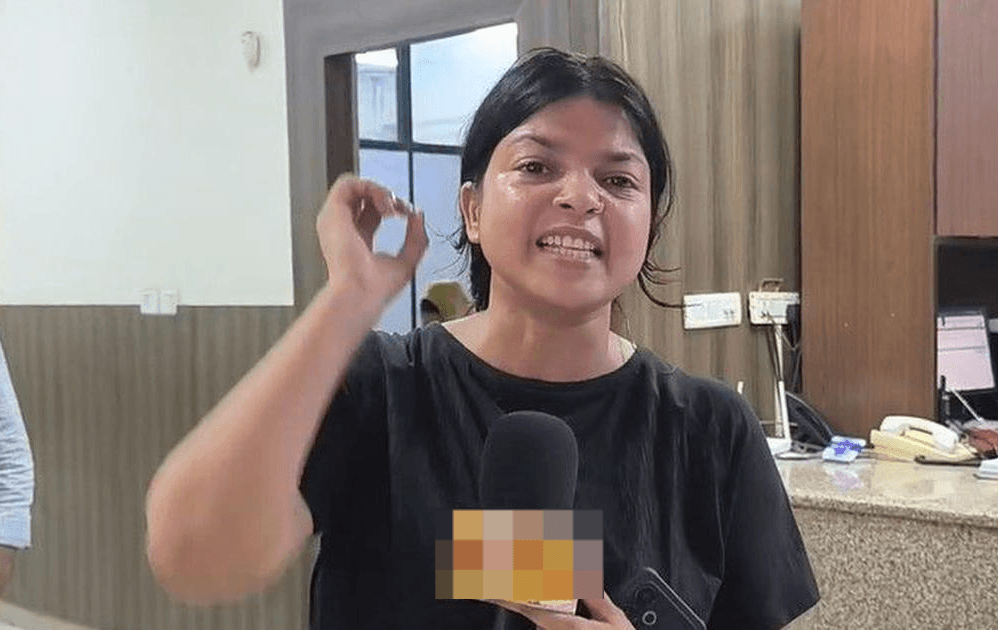 മുഖ്യമന്ത്രിയോട് ചോദ്യങ്ങൾ ചോദിക്കാൻ ശ്രമിച്ച വനിതാ മാധ്യമപ്രവർത്തകർക്ക് നേരെ ഡൽഹി പോലീസിന്റെ ക്രൂരമർദ്ദനം; ആരോപണവുമായി മാധ്യമപ്രവർത്തകർ