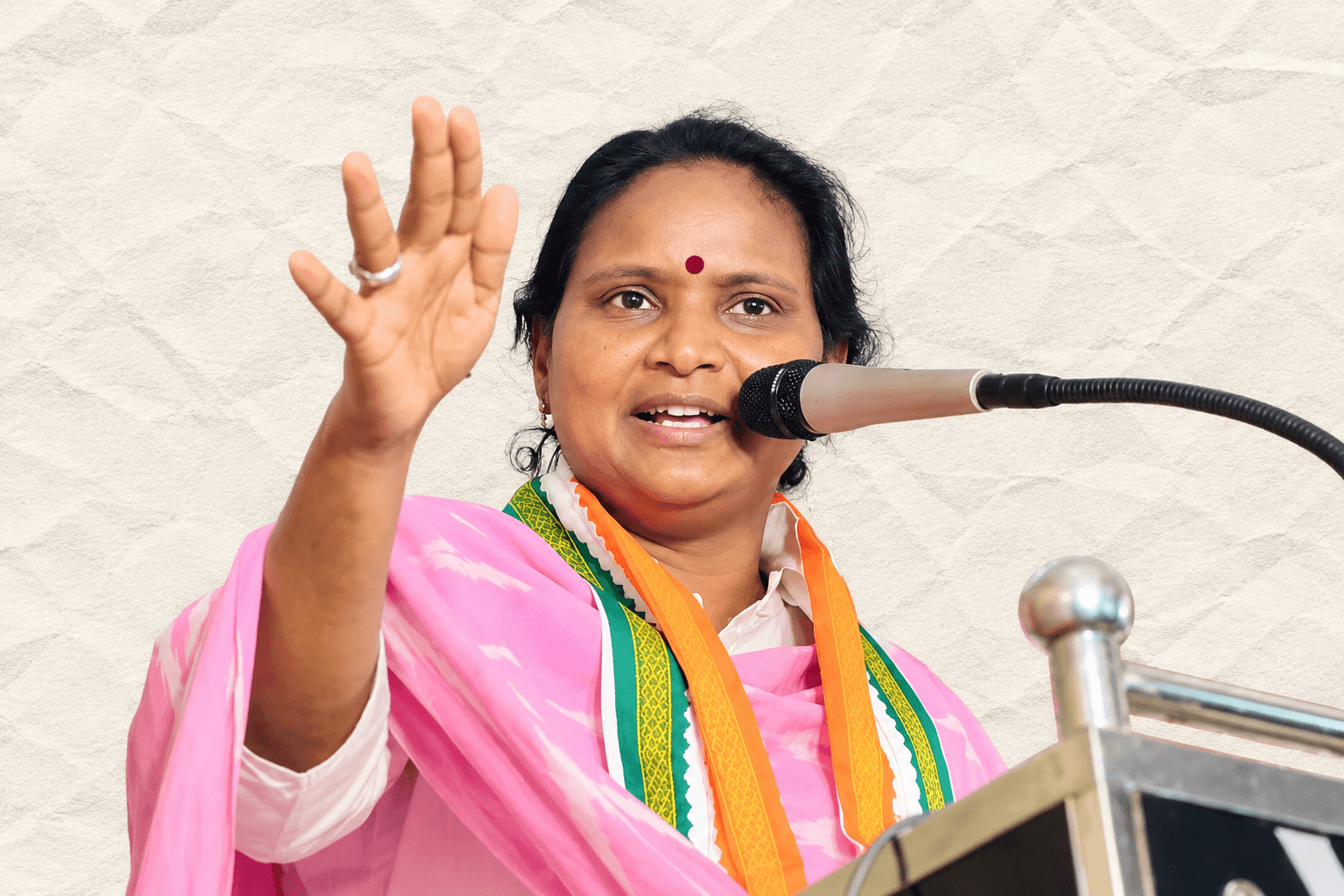 'ഡൽഹിക്ക് ടിക്കറ്റെടുത്തെങ്കിലും ശാരീരിക അസ്വസ്ഥതകളാൽ യാത്ര ഒഴിവാക്കി': കള്ളം പറഞ്ഞെന്ന ആരോപണത്തിൽ രമ്യാ ഹരിദാസിന്റെ വിശദീകരണം