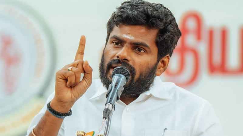 മുഖ്യമന്ത്രി എമിറേറ്റ്‌സിൽ ലണ്ടനിലേക്കല്ല, ഇൻഡിഗോയിൽ മധുരയിലേക്കാണ് പറക്കേണ്ടത്: വിജയ്‌യുടെ വിദേശയാത്രയ്ക്കെതിരെ കെ. അണ്ണാമലൈ