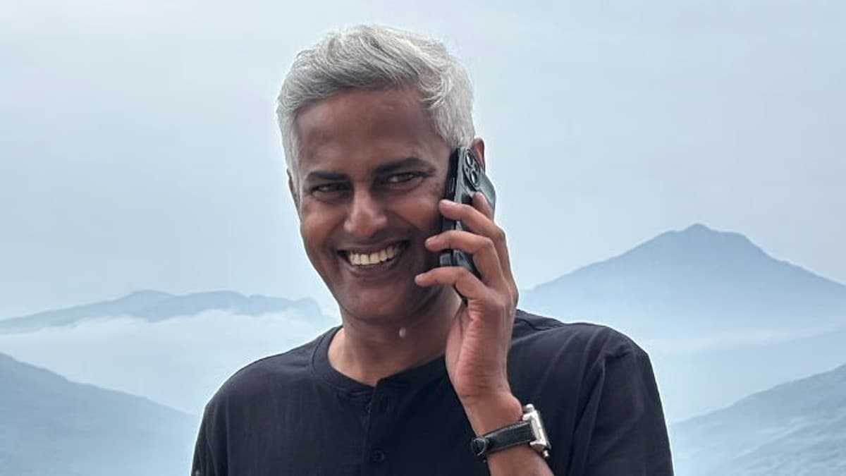അദാനി ഗ്രൂപ്പ് നൽകിയ മാനനഷ്ടക്കേസ്: മാധ്യമപ്രവർത്തകൻ രവി നായർക്ക് ഗുജറാത്ത് കോടതി ജാമ്യം അനുവദിച്ചു; മോചനം നാളെ