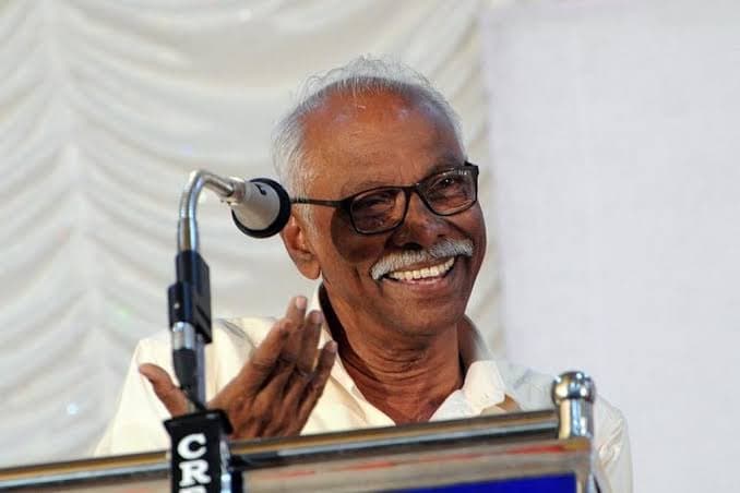 'മന്ത്രിയായെന്നുകരുതി തലയ്ക്ക് ഓളംവെച്ച വർത്തമാനം പറയരുത്, ഞങ്ങളുടെ തലയിൽ കയറി നിരങ്ങാൻ നോക്കേണ്ട'; കെ.എം. ഷാജിക്കെതിരെ തുറന്നടിച്ച് എം.എൻ. കാരശ്ശേരി