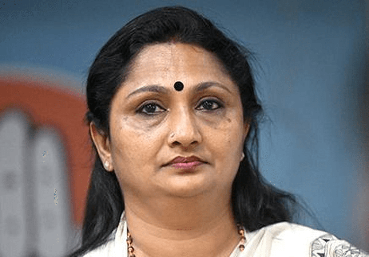 രാഹുൽ മാങ്കൂട്ടത്തിലിനെതിരായ പരാതി അപ്പോൾത്തന്നെ ഡിജിപിക്ക് കൈമാറി; സുരേഷ് ബാബുവിനെതിരെ കേസ് നൽകാൻ പ്രതിപക്ഷ നേതാവ് തയ്യാറാകണമെന്ന് ദീപ്തി മേരി വർഗീസ്