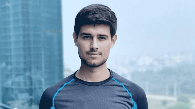 ജീവിച്ചിരിക്കുന്നവരെ മരിച്ചവരാക്കി വോട്ട് കവർന്നു; ഗ്യാനേഷ് കുമാറിനേക്കാൾ വലിയ വഞ്ചകനില്ലെന്ന് ബെംഗളൂരുവിലെ സിജെപി സമരത്തിൽ ധ്രുവ് റാഠി