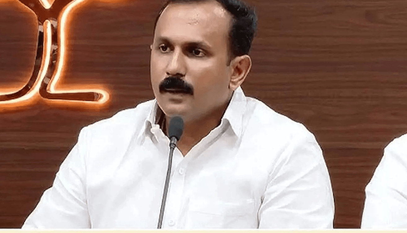 സിഎംആർഎൽ ഇടപാടിൽ അഴിമതി വ്യക്തമായി; പിണറായി വിജയൻ പ്രതിപക്ഷ നേതൃസ്ഥാനം രാജിവെക്കണമെന്ന് ഷോൺ ജോർജ്