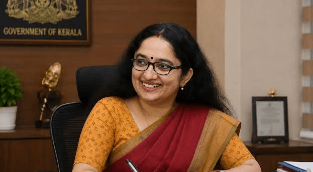 തദ്ദേശ വകുപ്പിൽ തർക്കങ്ങളോ മത്സരങ്ങളോ ഇല്ല; ഐഎഎസ് പോര് വാർത്തകൾ തള്ളി ദിവ്യ എസ് അയ്യർ