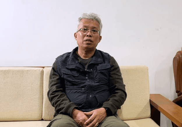 വിദ്യാർത്ഥിനികളുടെ ലൈംഗികാതിക്രമ പരാതി: കോൺഗ്രസ് എംപിയായ പ്രൊഫസർ അങ്കോംച ബിമോൾ അക്കോയ്ജാമിനെ ജെഎൻയു പിരിച്ചുവിട്ടു