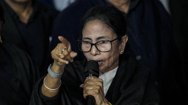 'ആവശ്യപ്പെടുന്നത് മനുഷ്യത്വത്തിന്റെ പേരിലുള്ള നീതി മാത്രം': ഇൻഡ്യ മുന്നണിയുടെ ഡൽഹി ചലോ മാർച്ചിൽ മമത ബാനർജി