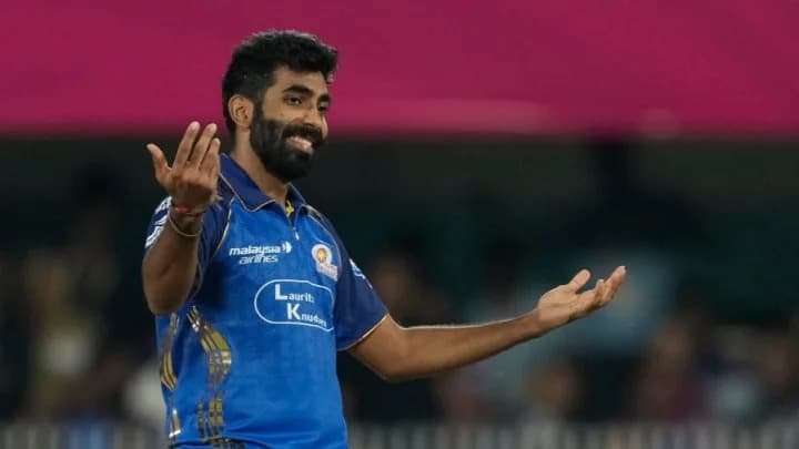 മുത്തയ്യ മുരളീധരനെയും മഗ്രാത്തിനെയും പിന്നിലാക്കി ജസ്പ്രീത് ബുംറ; ഇരുപത്തൊന്നാം നൂറ്റാണ്ടിലെ മികച്ച ബൗളർമാരെ തിരഞ്ഞെടുത്ത് ബട്ട്‌ലറും ബ്രോഡും