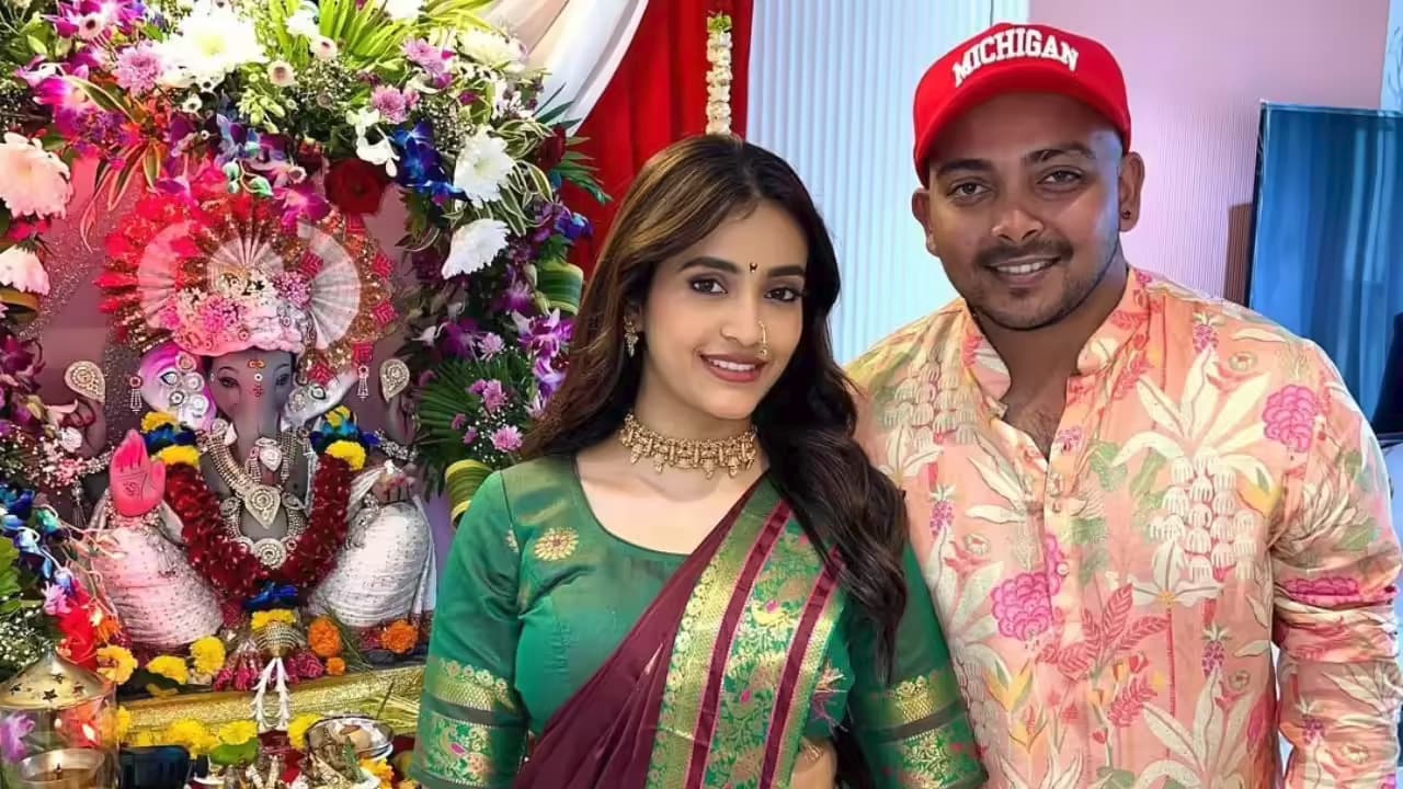 വിവാഹനിശ്ചയം റദ്ദാക്കി ഒരു മാസത്തിന് ശേഷം പൃഥ്വി ഷായും ആകൃതി അഗർവാളും വീണ്ടും ഒന്നിച്ചു; വേർപിരിയലിന് കാരണം തെറ്റിദ്ധാരണയെന്ന് വെളിപ്പെടുത്തൽ