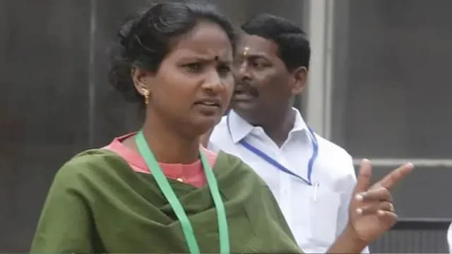 രമ്യ ഹരിദാസ് എംഎൽഎയുടെ പേഴ്സണൽ സ്റ്റാഫിൽ കൂട്ടരാജി; പിഎയ്ക്ക് പിന്നാലെ ഡ്രൈവറും പടിയിറങ്ങി