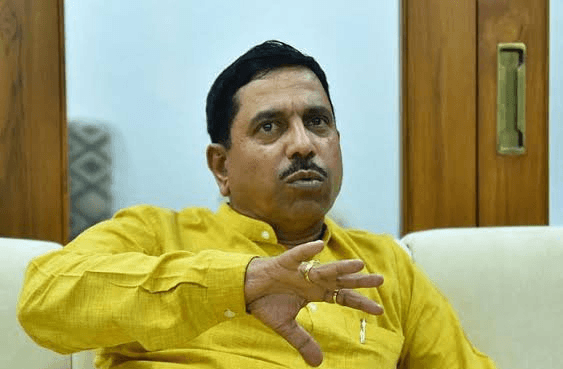 'ഭാരതത്തെ ബംഗ്ലാദേശാക്കി മാറ്റാനാണ് പ്രതിപക്ഷ നീക്കം': എസ്.ഐ.ആർ വിരുദ്ധ പ്രക്ഷോഭങ്ങൾക്കെതിരെ കേന്ദ്രമന്ത്രി പ്രൾഹാദ് ജോഷി