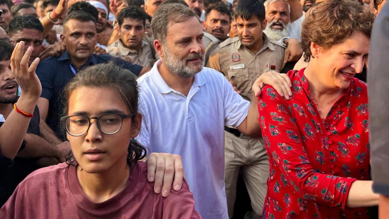 കോൺഗ്രസ് പരിപാടികളിൽ നേഹ ബോറയ്ക്ക് അമിത പ്രാധാന്യമെന്ന് പരാതി; വാട്‌സ്ആപ്പ് ഗ്രൂപ്പിന്റെ പേര് മാറ്റി എൻ.എസ്.യു.ഐ പ്രതിഷേധം