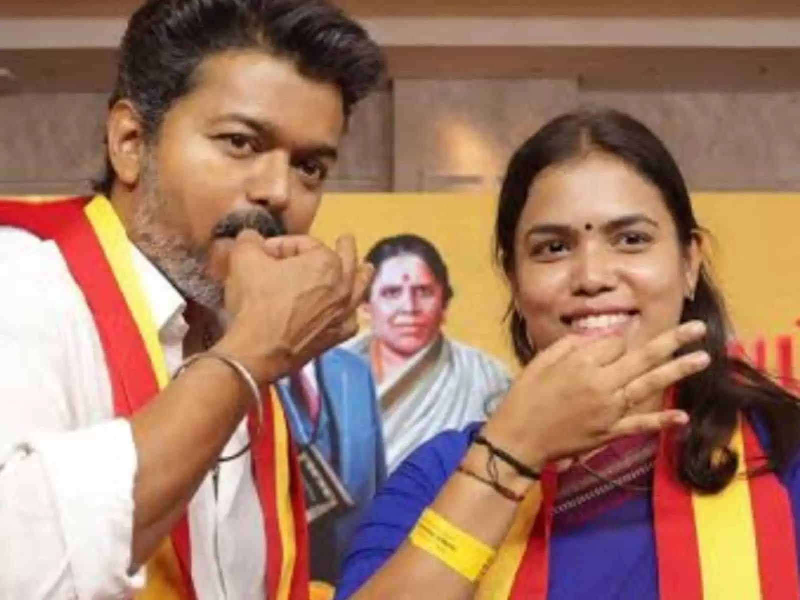 'വിജയണ്ണന്റെ പിന്തുണയാണ് എന്റെ കരുത്ത്': നിരന്തര സൈബർ ആക്രമണങ്ങൾക്ക് മറുപടിയുമായി മന്ത്രി കീർത്തന