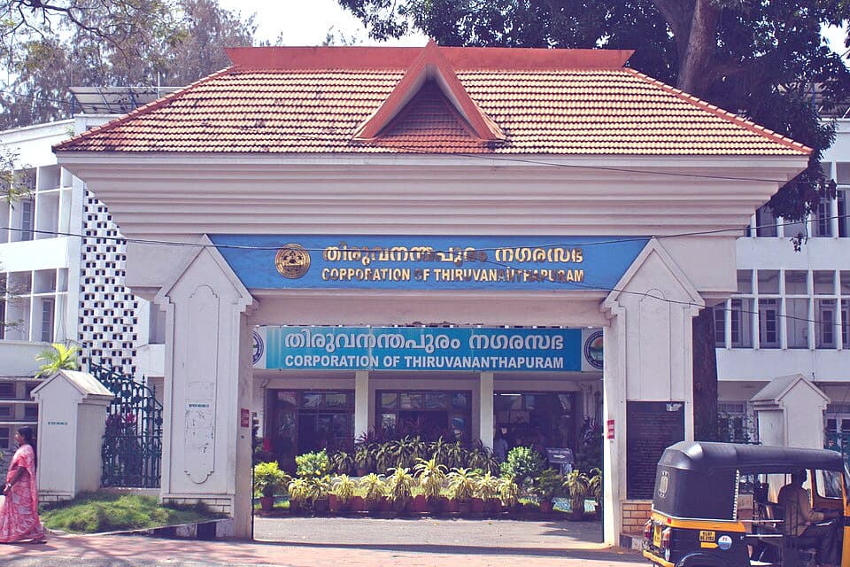 തിരുവനന്തപുരം കോർപ്പറേഷൻ കൗൺസിൽ യോഗം വൈകാതെയുണ്ടാകുമെന്ന് മേയർ; സുഗതനു വേണ്ടിയാണ് യോഗം മാറ്റിവെച്ചതെന്ന് എസ്.പി. ദീപക്
