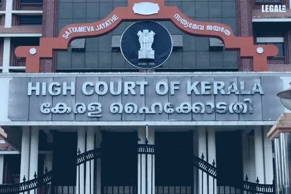 വഖഫ് ബോർഡിൽ മുസ്ലിം ഇതര പ്രതിനിധികളെ ഉൾപ്പെടുത്താൻ തയ്യാറെന്ന് ഹൈക്കോടതിയിലും വ്യക്തമാക്കി സർക്കാർ