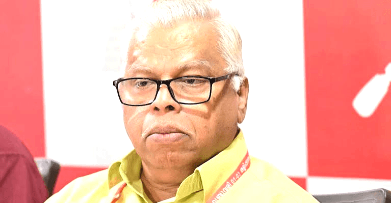 മുഖ്യമന്ത്രി ആഹാരം കഴിച്ചതിനെയല്ല, ദുരിതാശ്വാസ ഏകോപനത്തിലെ വീഴ്ചയെയാണ് വിമർശിച്ചത്: എം.വി. ജയരാജൻ