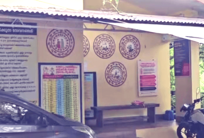പാലക്കാട് സർക്കാർ ജനകീയ ആരോഗ്യ കേന്ദ്രത്തിൽ ഡ്യൂട്ടിക്കിടെ നഴ്സിന് വിഷപ്പാമ്പിന്റെ കടിയേറ്റു; നില ഗുരുതരം