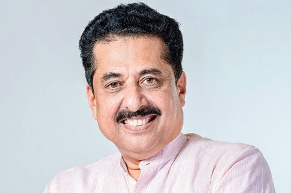 സവർക്കറെ പുകഴ്ത്തുന്ന ചോദ്യാവലി വിവാദത്തിൽ നടപടി; പൊതുവിദ്യാഭ്യാസ ഡയറക്ടറോട് റിപ്പോർട്ട് തേടി മന്ത്രി