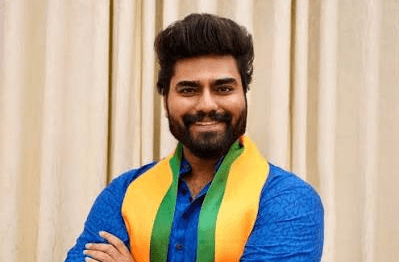 രാഷ്ട്രീയ സ്വാധീനം പറഞ്ഞ് അപായപ്പെടുത്തുമെന്ന് ഭീഷണി; റോബിൻ രാധാകൃഷ്ണനെതിരെ സാമ്പത്തിക തട്ടിപ്പ് പരാതിയുമായി വ്ലോഗറും ഫാഷൻ ഡിസൈനറും