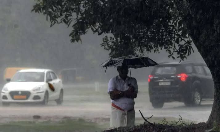 ഓണവിപണിക്ക് ഭീഷണിയായി സംസ്ഥാനത്ത് മഴ കനക്കുന്നു; ഇന്ന് 4 ജില്ലകളിൽ യെല്ലോ അലേർട്ട്