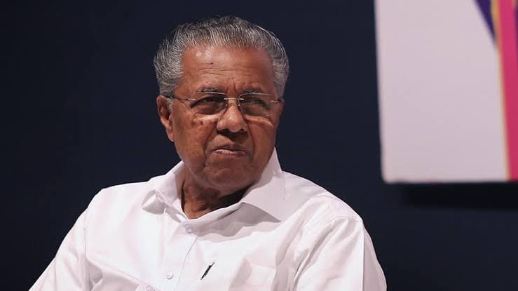 ഇടതുപക്ഷത്തിന്റെ മുഖംമൂടിയണിഞ്ഞ് വലതുപക്ഷ രാഷ്ട്രീയം പയറ്റുന്നവർ അപകടകാരികൾ, ജാഗ്രത വേണം: പിണറായി വിജയൻ