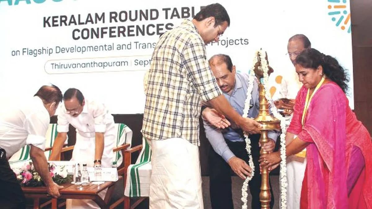 സംസ്ഥാന സർക്കാരിന്റെ 'റീ ഇമാജിനിങ് കേരളം' പരിപാടി നിയന്ത്രിച്ചത് വിദേശ കമ്പനി; നോളജ് പാർട്ണർക്ക് നൽകിയത് 50 ലക്ഷം രൂപ