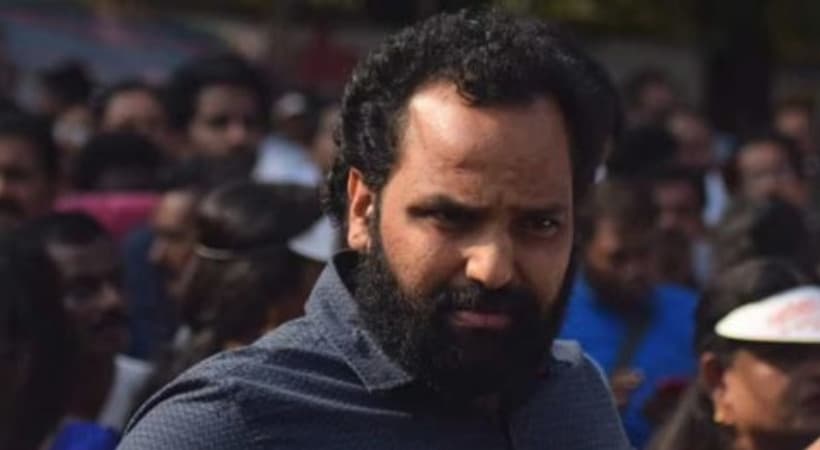 'പ്രതിസന്ധികൾ സ്വയം നേരിട്ടയാളാണ് അച്ഛൻ, ആർഎസ്എസിന് കീഴടങ്ങിയുള്ള ഒത്തുതീർപ്പ് ആഗ്രഹിച്ചിട്ടില്ല'; നേതൃത്വത്തിനെതിരെ ഒളിയമ്പുമായി ബിനീഷ് കോടിയേരി