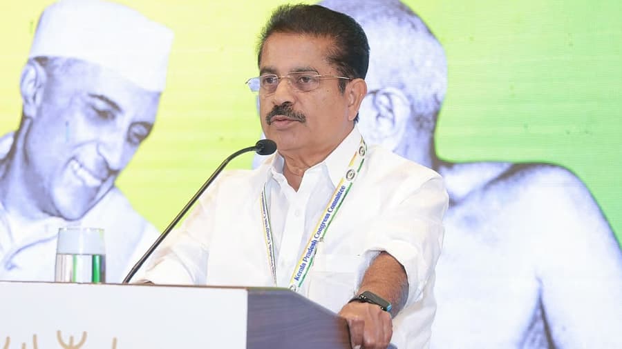 'മുന്നണിയിൽ കൂടിയാലോചനകളില്ല, തീരുമാനങ്ങൾ അറിയുന്നത് മാധ്യമങ്ങൾ വഴി'; അതൃപ്തി പരസ്യമാക്കി യുഡിഎഫ് കൺവീനർ അടൂർ പ്രകാശ്