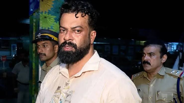 സുഗതന് വഴിവിട്ട സഹായം നൽകിയ സംഭവം: അണ്ടർ സെക്രട്ടറി ചിത്ര പി. അരുണിമയുടെ സസ്പെൻഷൻ കേരള അഡ്മിനിസ്ട്രേറ്റീവ് ട്രൈബ്യൂണൽ ശരിവെച്ചു