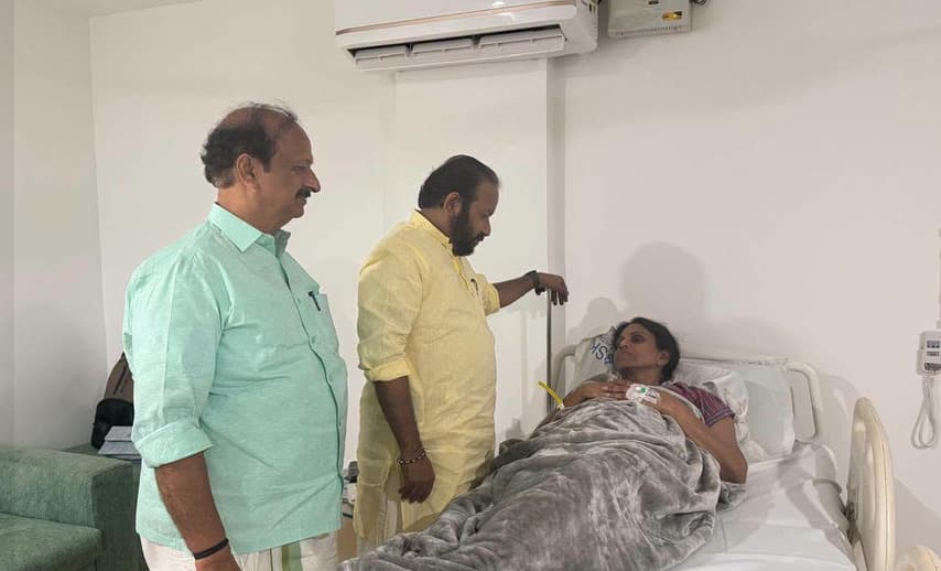 രാജി വിവാദത്തിൽ തനിക്ക് പറയാനുള്ളത് കൂടി കേൾക്കണം; വിശദീകരണവുമായി ഞായറാഴ്ച രംഗത്തെത്തുമെന്ന് ആർ. ശ്രീലേഖയുടെ ഫേസ്ബുക്ക് പോസ്റ്റ്