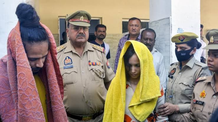 ബ്ലൂ ഡ്രം കൊലക്കേസ്: യുവതിക്കും കാമുകനും വധശിക്ഷ വിധിച്ച് കോടതി; ഭക്ഷണം കഴിക്കാതെ പ്രതികൾ, മൂത്ത മകളെ ഏറ്റെടുക്കുമെന്ന് സൗരഭിന്റെ കുടുംബം